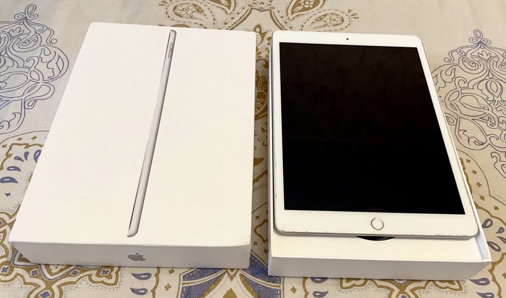 Apple iPad 6 Wi-Fi