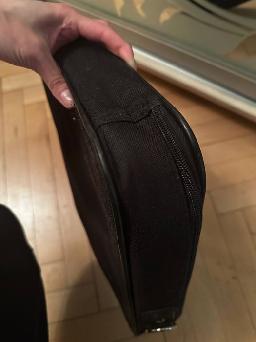 Сумка для ноутбука 15–17” — містка, в чудовому стані