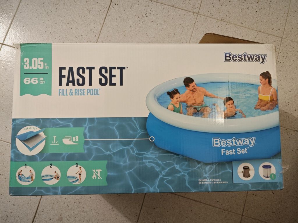 Piscina Bestway 3.06' por 66cm com filtro