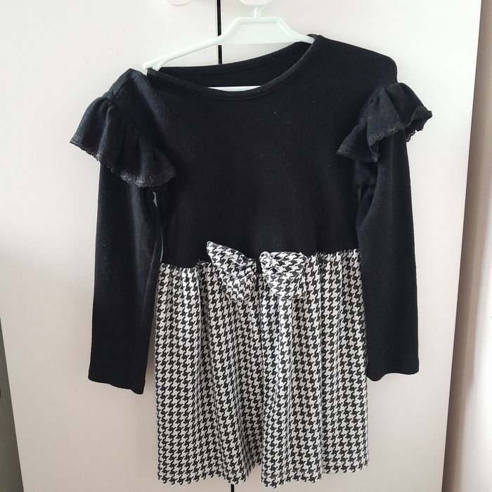 sukienka 116 galowa elegancka