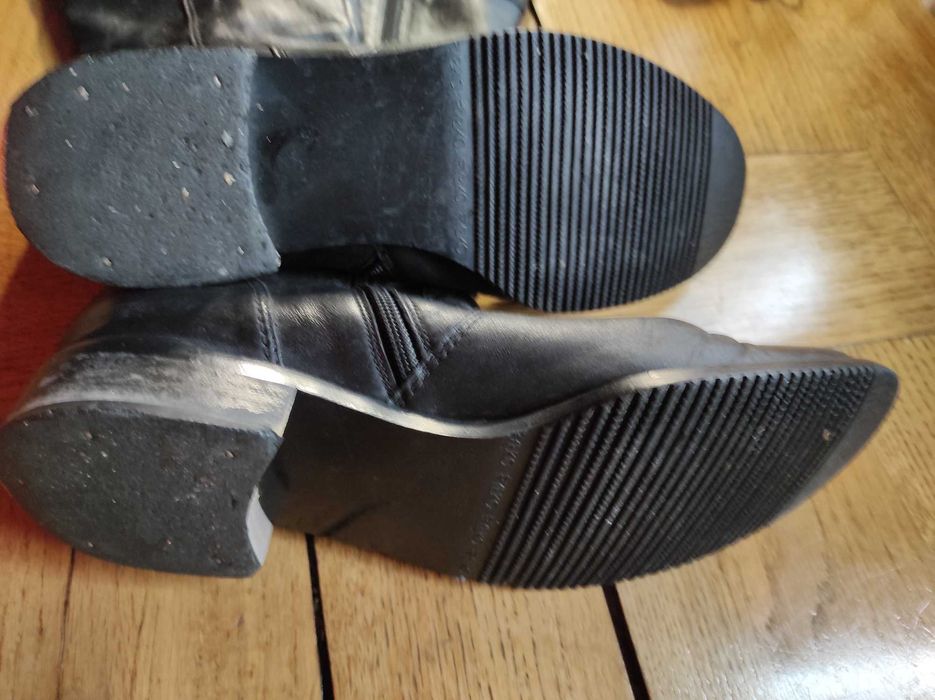 Kozaki RYŁKO , czarne oficerki, skóra rozm. 40