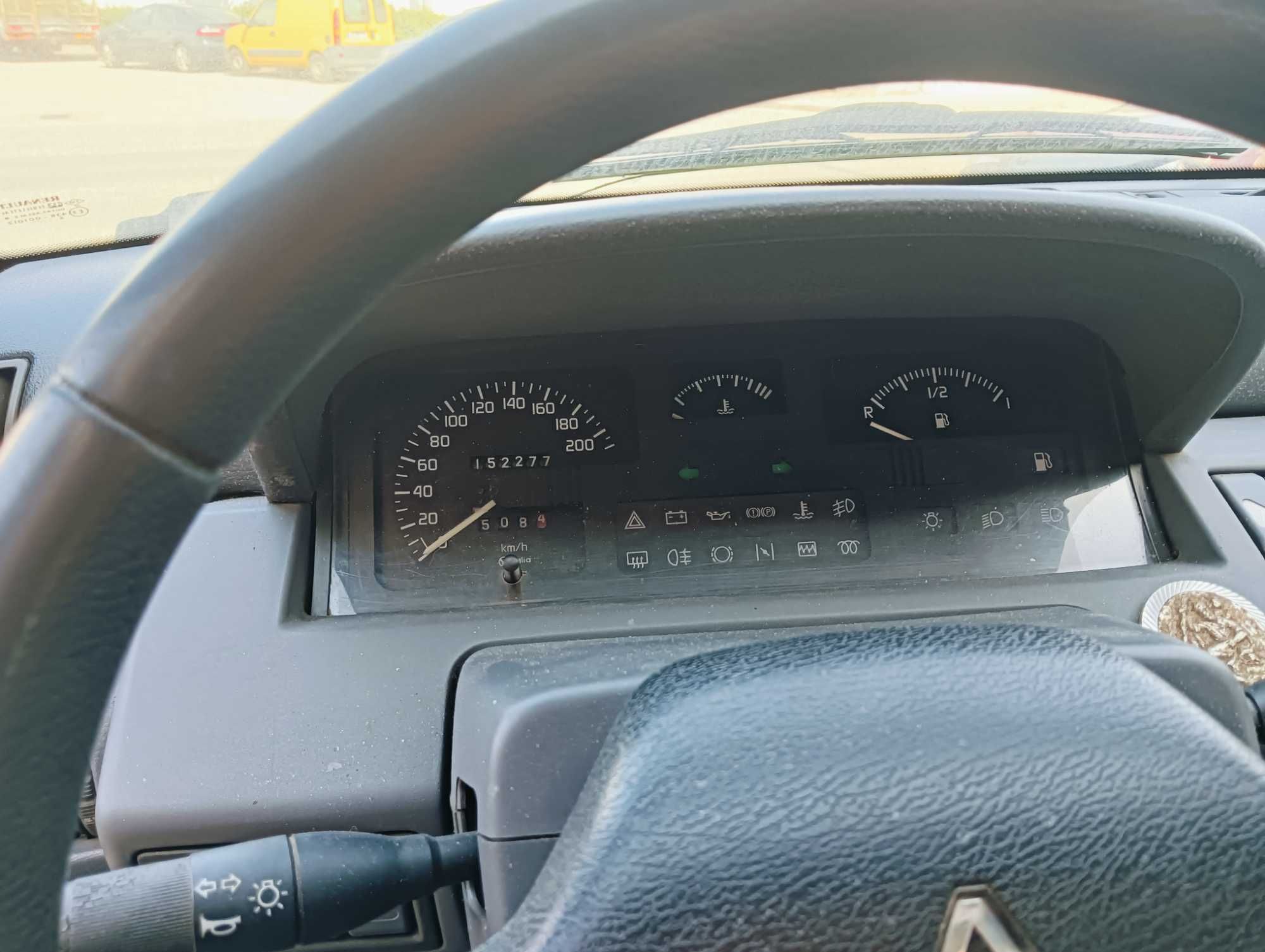 Renault Clio 1200 a gasolina em bom estado