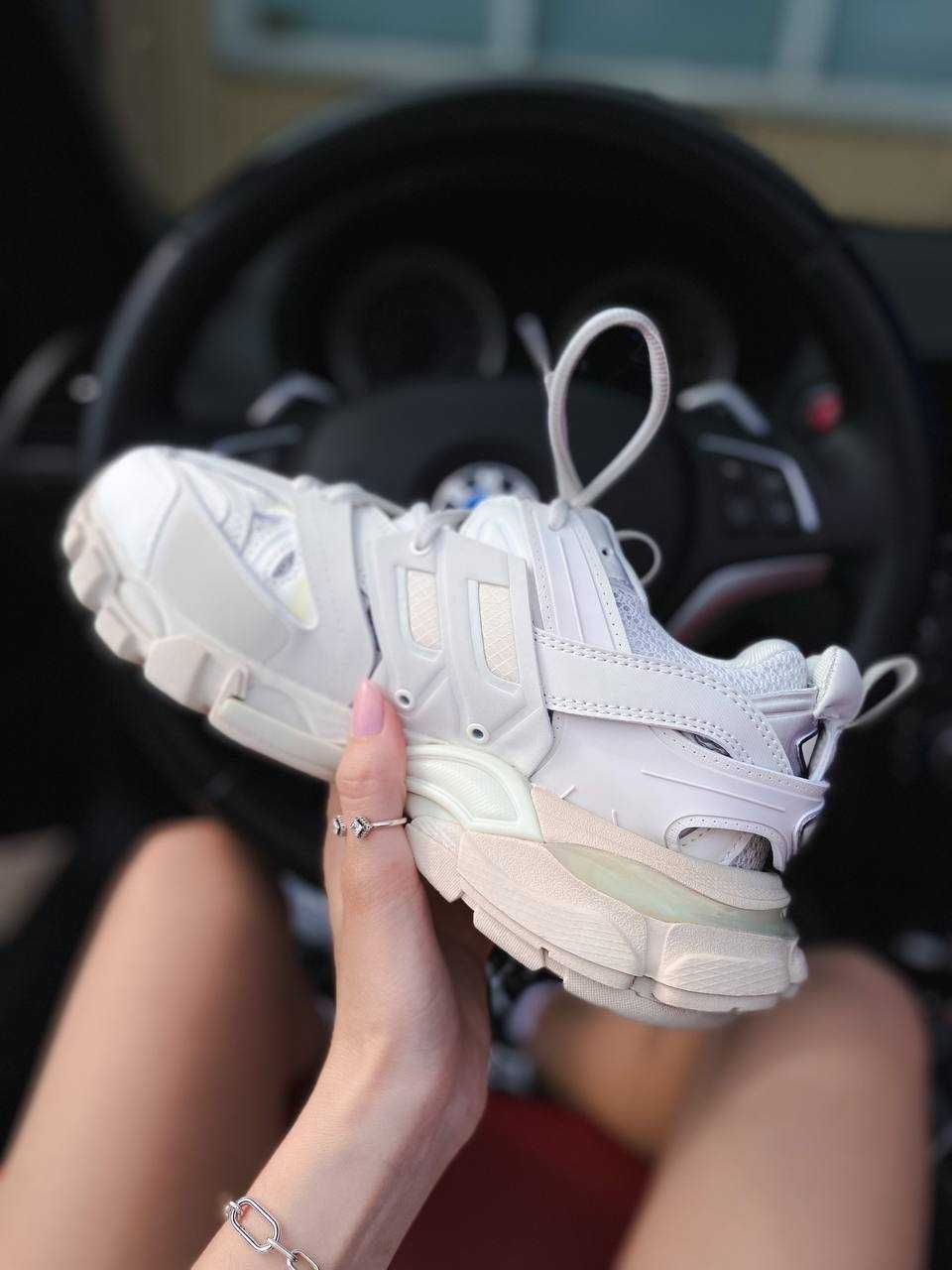 Жіночі кросівки Balenciaga Track білий  056 ТОП ЯКІСТЬ