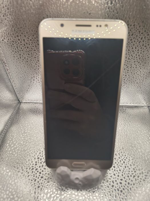 Samsung j710 рабочий, с хорошей батареей.