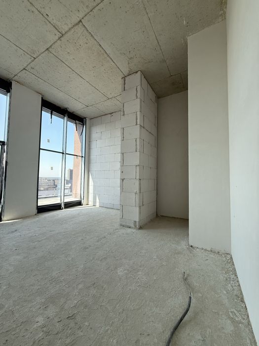 Продаж пентхаусу в житловому комплексі Manhattan Up!Можна по постанові