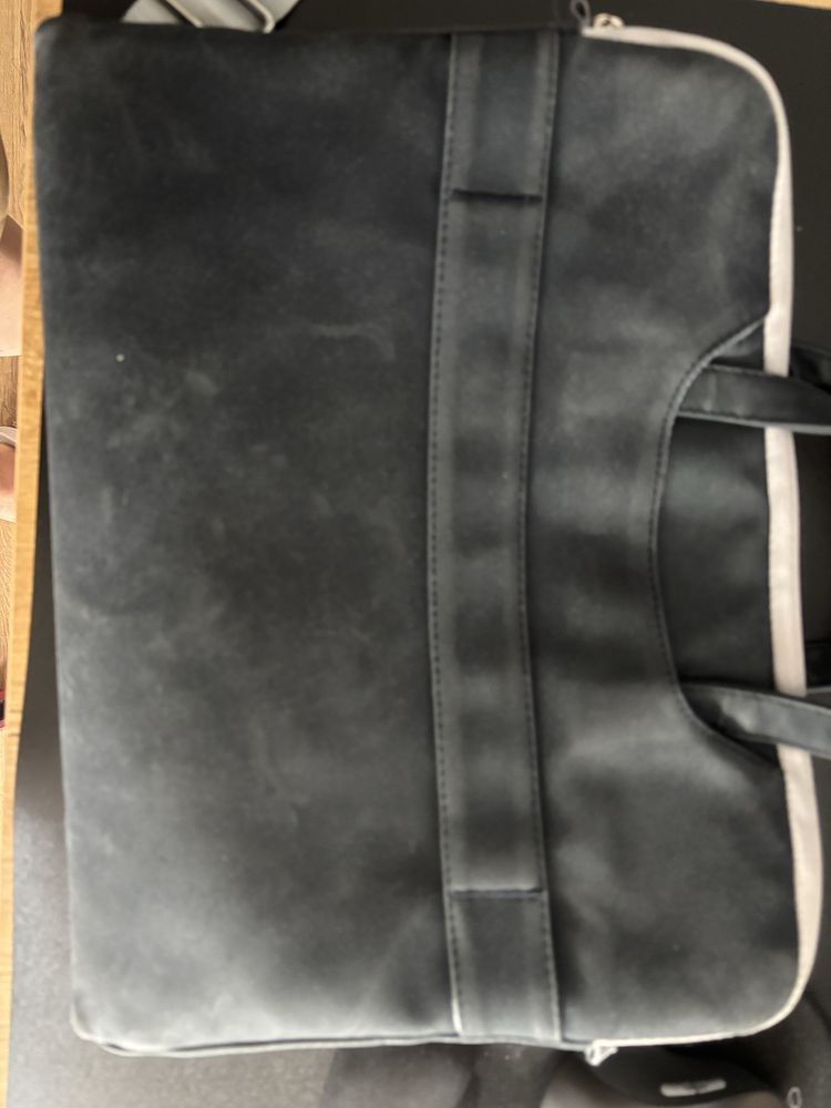 Torba na laptopa