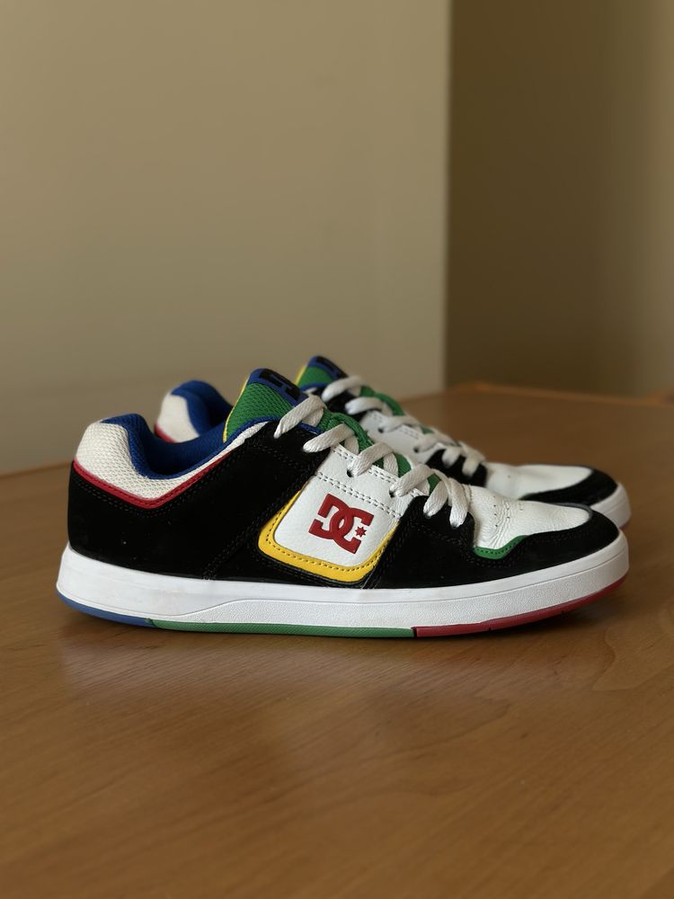 DC Shoes Cure.