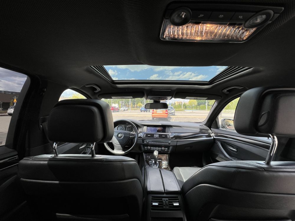 BMW 528i xDrive 2013