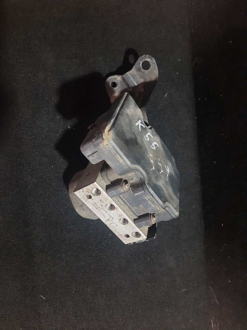 Toyota Camry 55 блок ABS 44540-33430