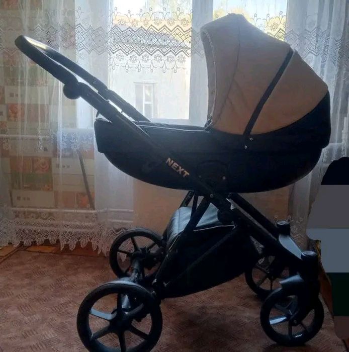 Продам коляску 2в1 в гарному стані Bair next