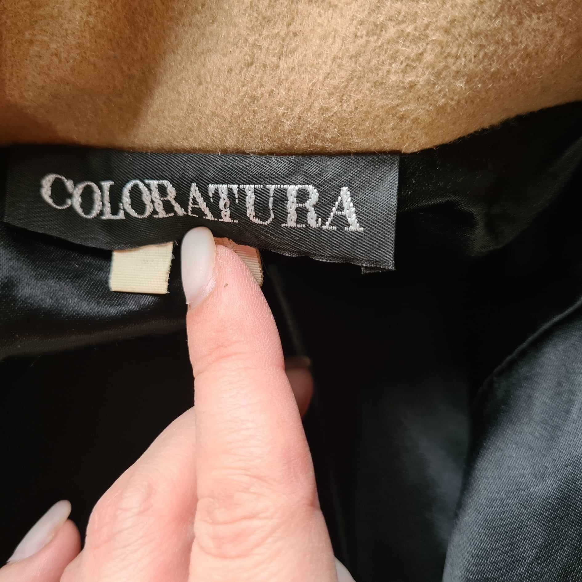 Coloratura płaszcz damski wełniany 100% wełna patchwork złote ozdoby