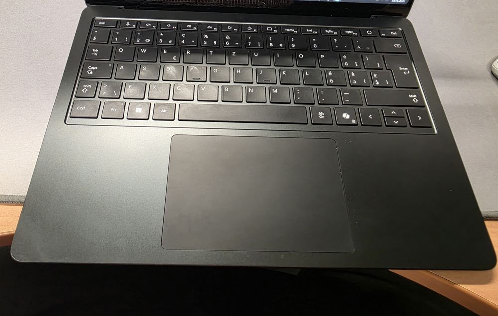 Microsoft Surface Laptop, X-Elite, 16Gb / 1T