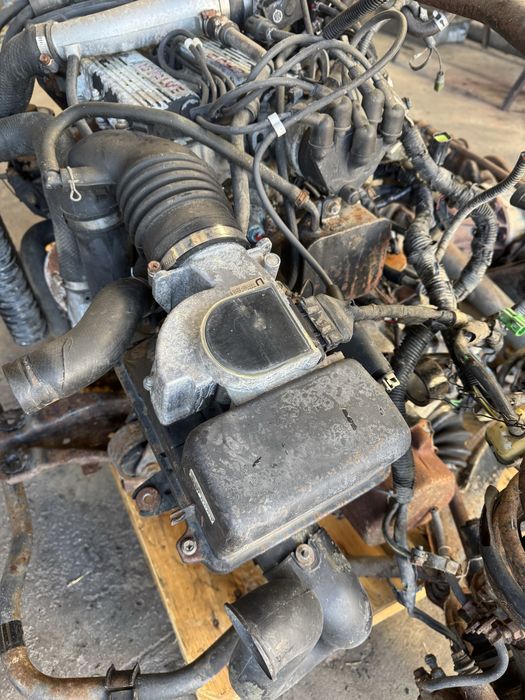 Mazda 323 Mecanica B6T