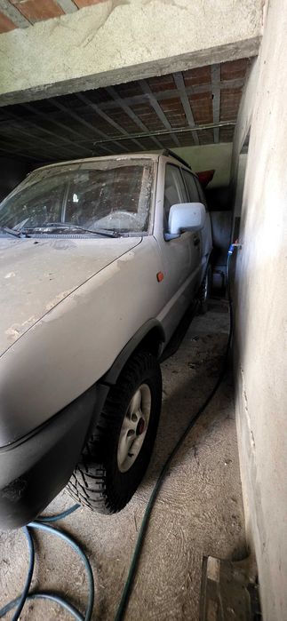 Nissan Terrano 2