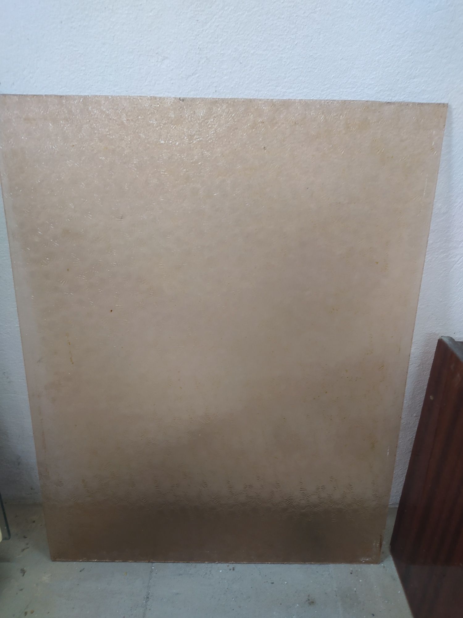 Продаю рифленое стекло