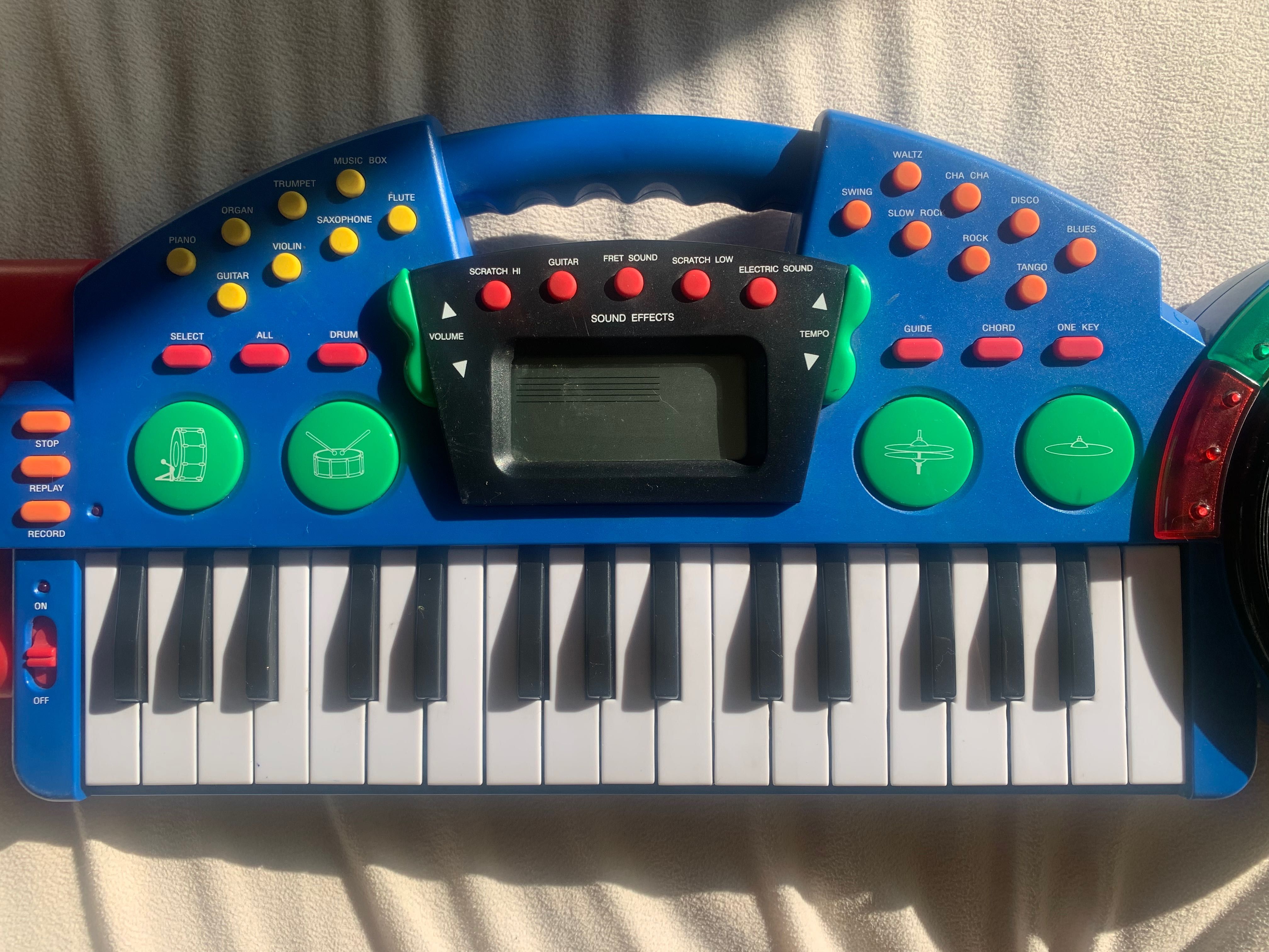 Zabawka interaktywna keyboard + mikrofon