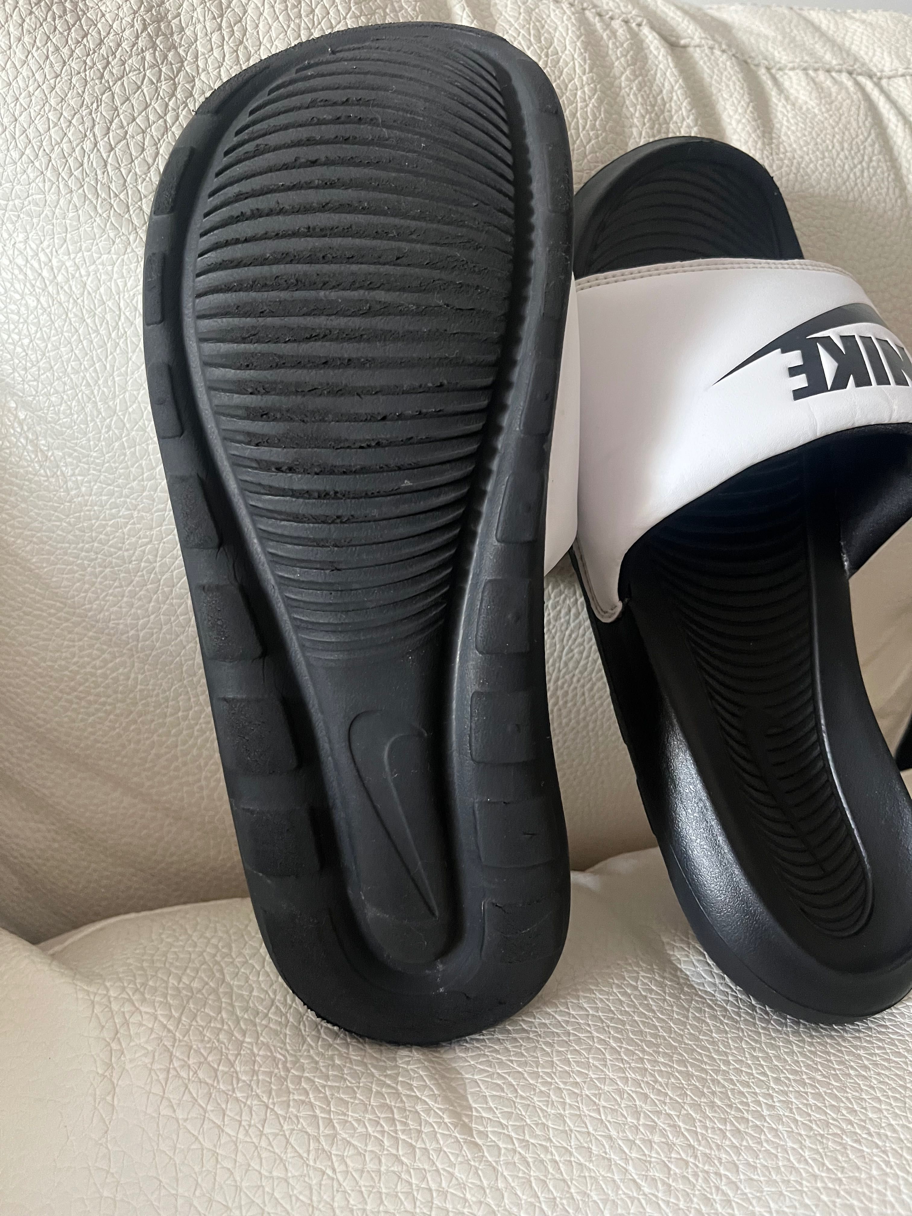 Vendo chinelos da nike