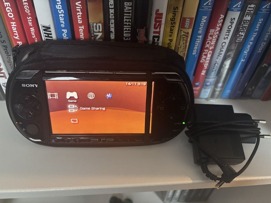 Zestaw PSP 3004 Ladowarka Etui