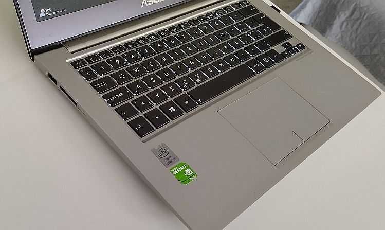 Laptop Asus i7 SSD256GB Intel 4600+GeForce840M 12GB ram Win 11PL
