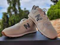 Sapatilhas New Balance novas, com etiqueta - Modelo 574, tamanho 34,5