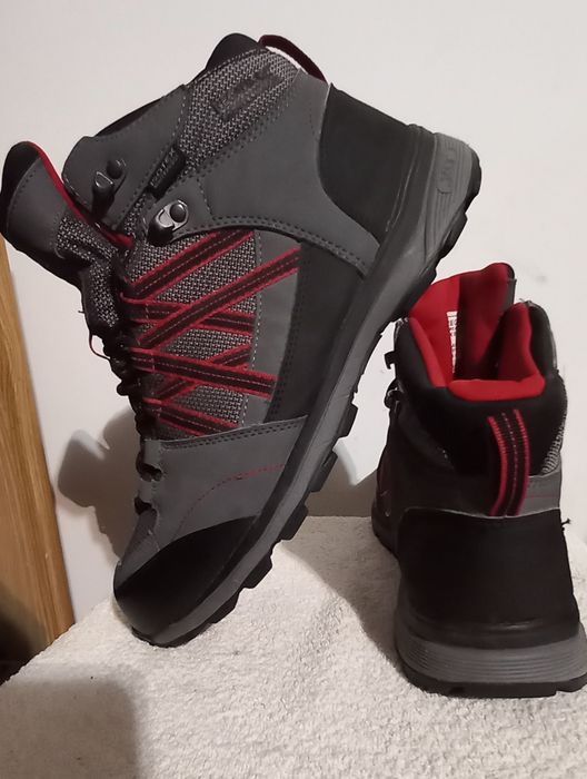 Продам чоловічі зимові оригінальні термо черевики