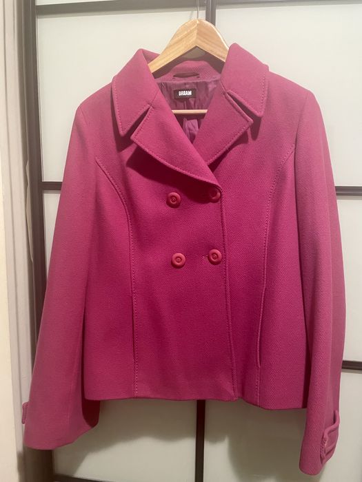 Куртки вітровки і теплі кофти