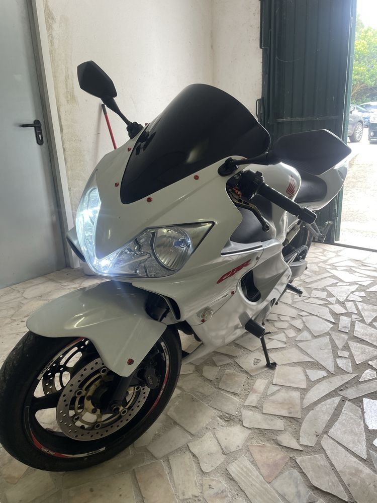 Honda cbr600 f4i