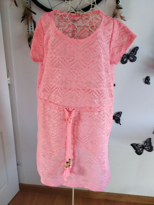 Vende se 2 vestidos por 2€ cada