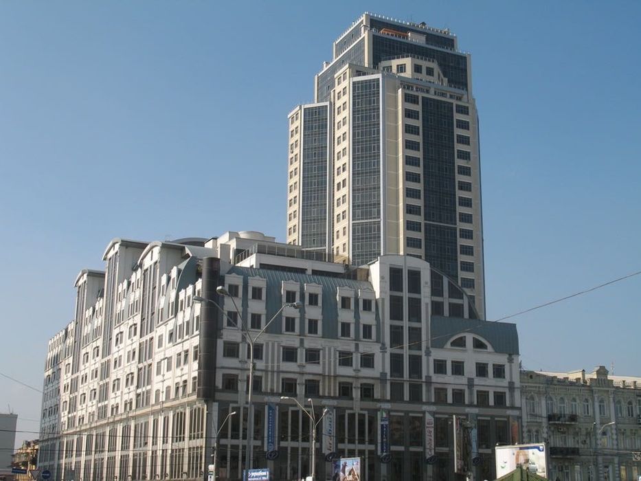 Продаж приміщення 334 м в ТЦ Олімпійський, вул. В. Васильківська 72.