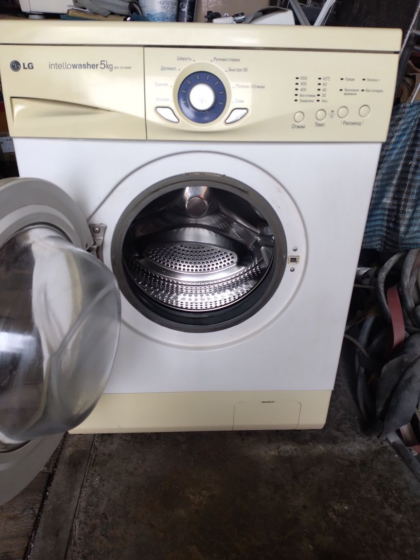 Продам пральну машину LG wd-10130Np