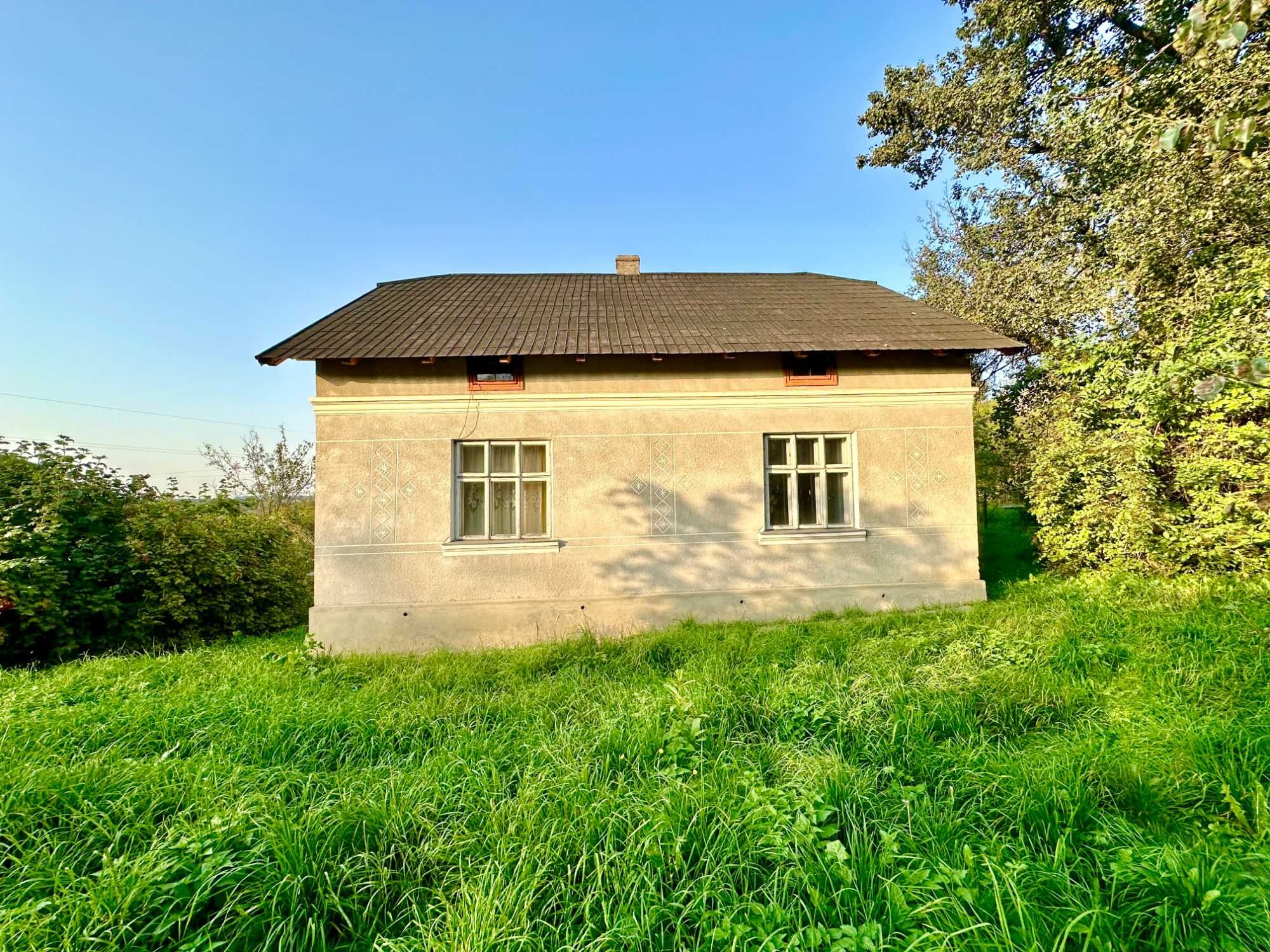 Продається житловий будинок у с.Почаєвичі