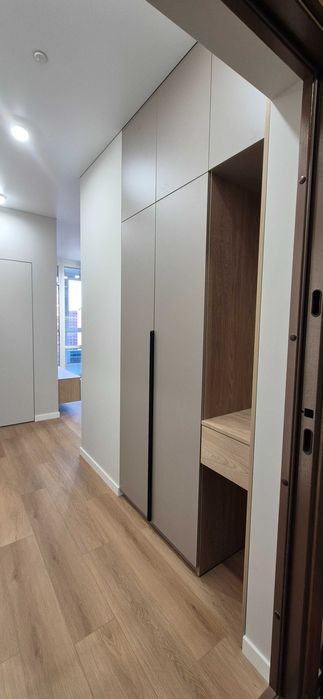 Продам квартиру в ЖК Варшавський 2