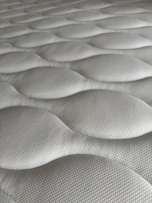 Materac sprężynowy 160x200cm średnio twardy Ikea Vagstranda