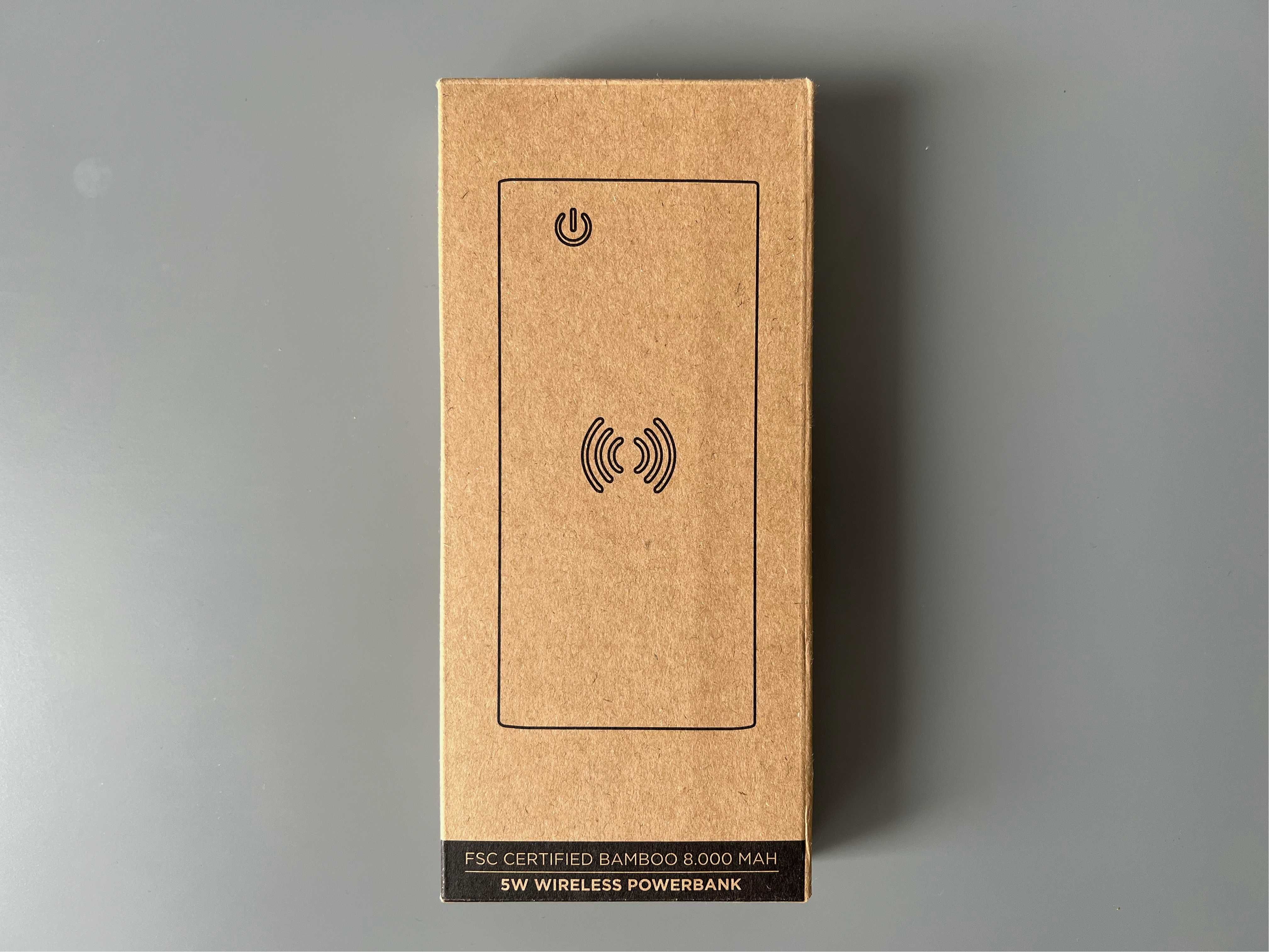 Bambusowy powerbank bezprzewodowy 8000 mAh firmy XD Connects