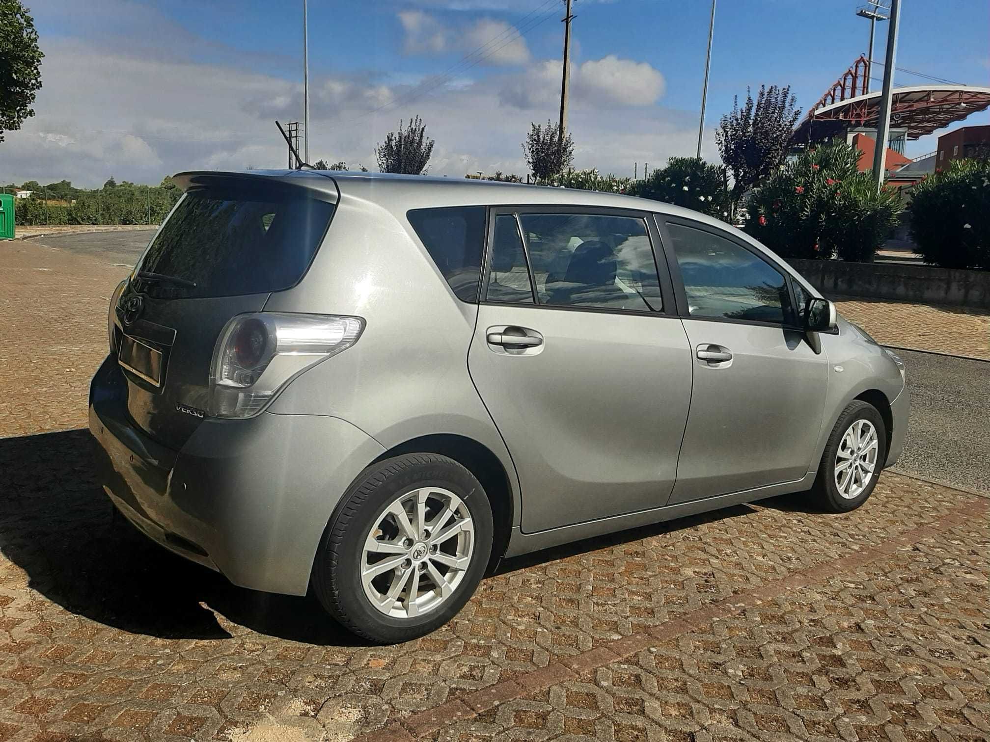 Toyota Verso 2010