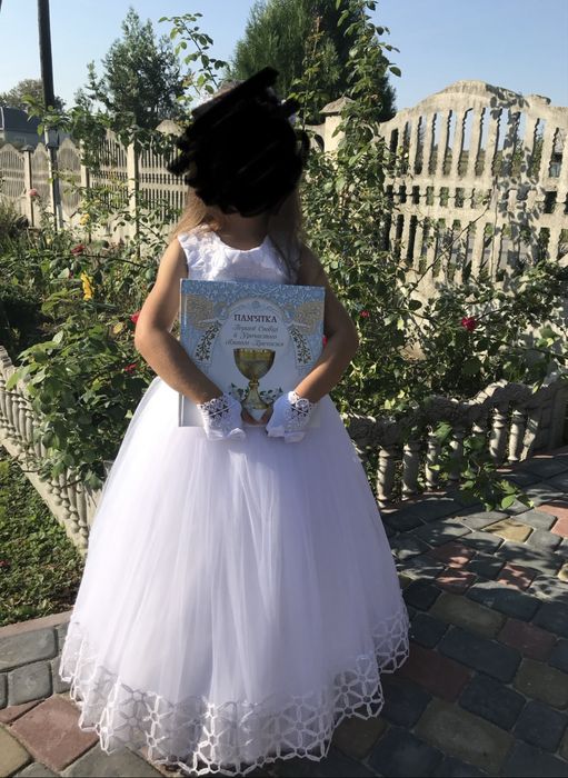 Продаються дитячі плаття