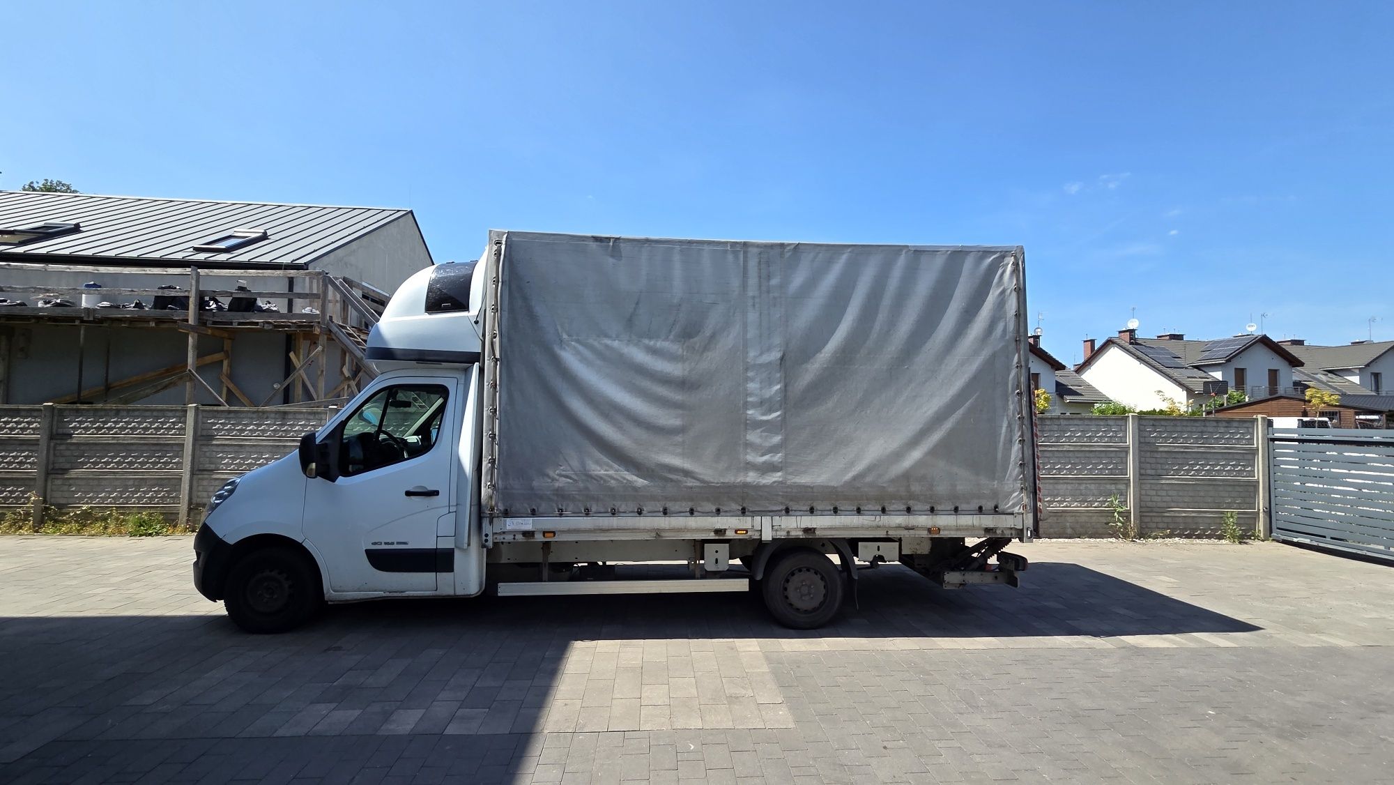 Renault Master 2.3 plandeka winda 2016rok
