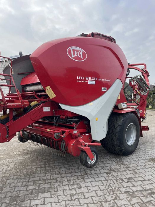Prasoowijarka Lely welger rpc445 tornado