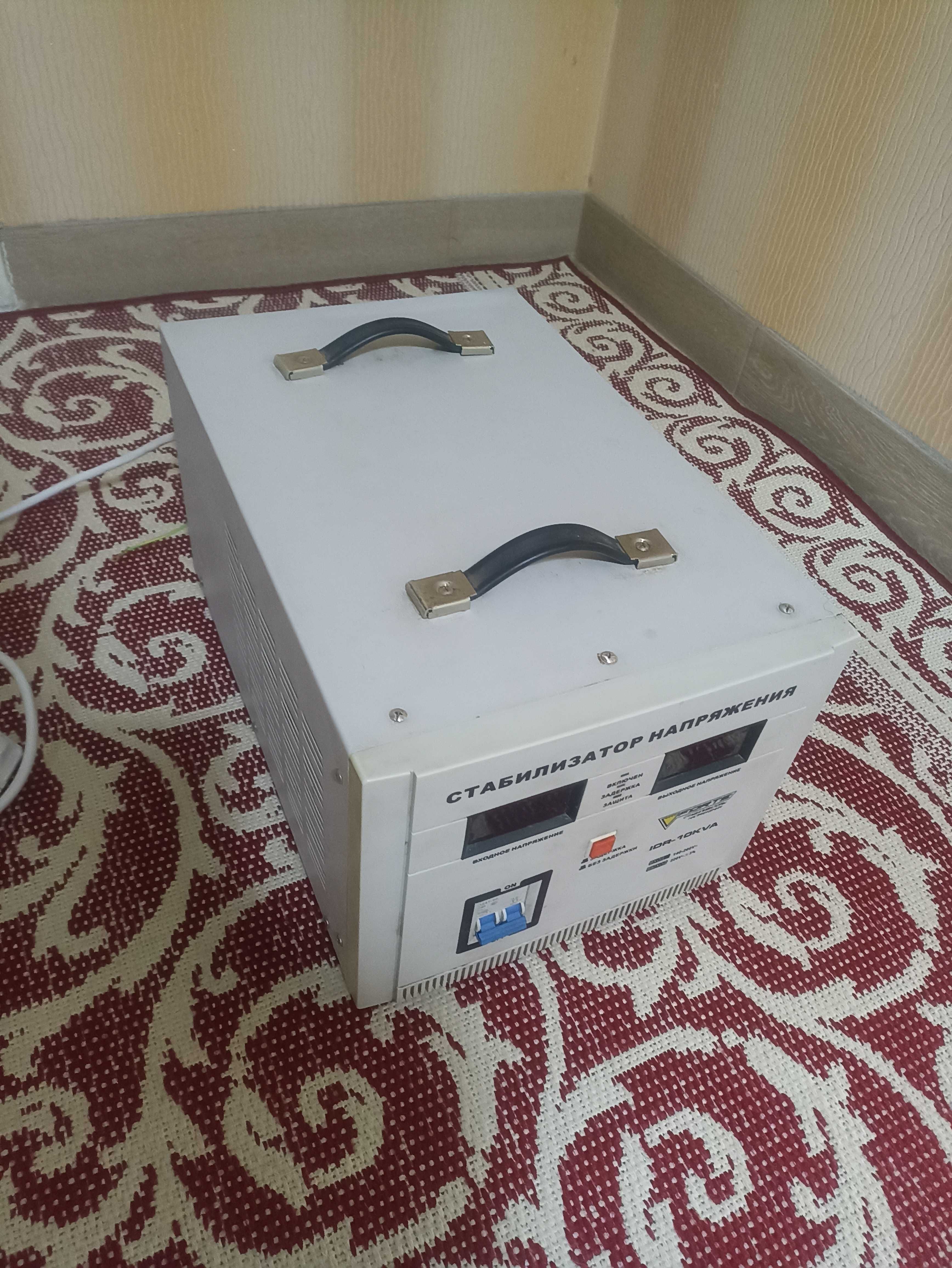 Продам  стабілізатор Forte IDR-10kVA.
