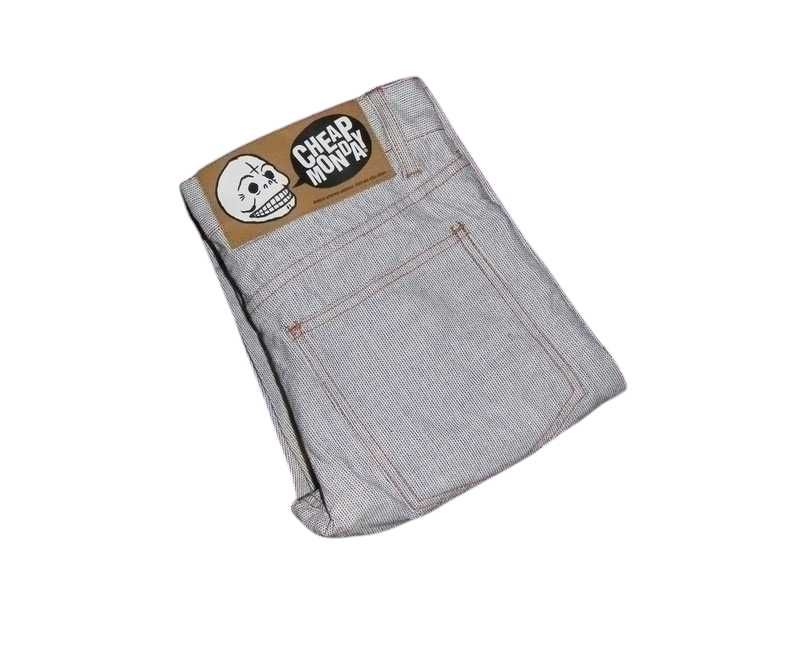Spodnie rurki Cheap Monday 26/34 34,XS