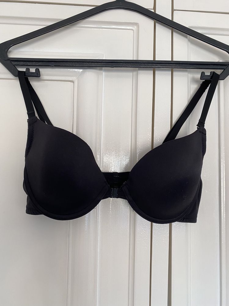 Bralettes e sutiãs (novos e praticamente novos)