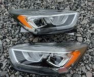 FORD ESCAPE Фара правая 2017-19