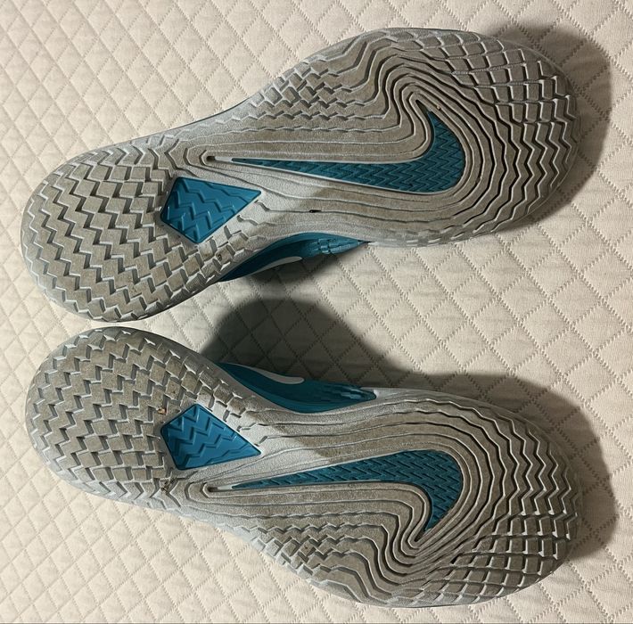 Ténis Nike Zoom Vapor Cage 4