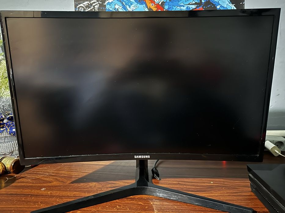 Продам игровой манитор Samsung Odyssey