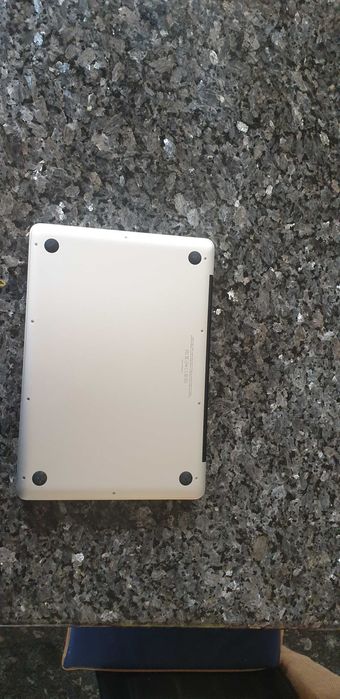Macbook pro 13 2011 em bom estado i5