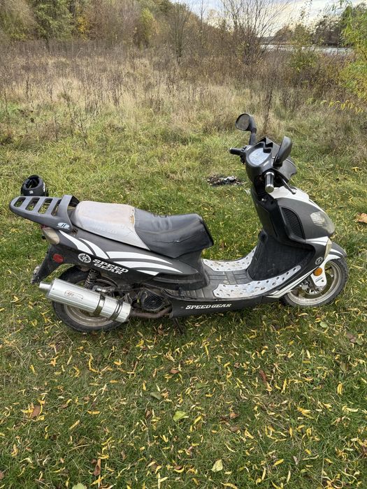 Продам скутер speed gear 150