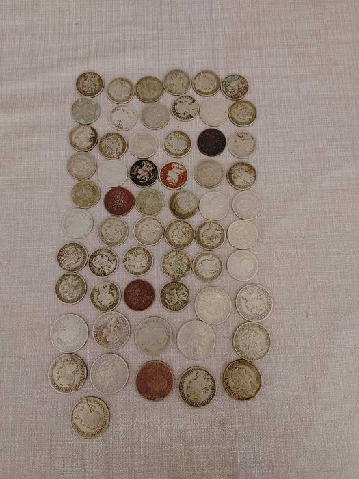 Moedas antigas para coleção