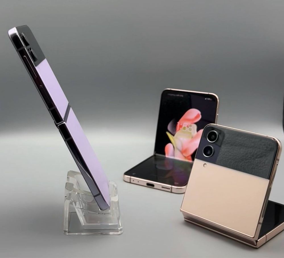 На подарунок! Samsung Galaxy Z Flip4 128GB 5G С гарантією!