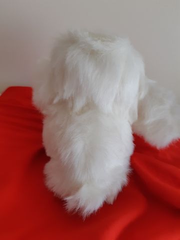 Romântico Cãozinho em Peluche