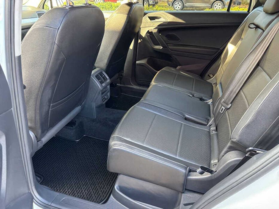 Volkswagen Tiguan SE 4Motion      2019